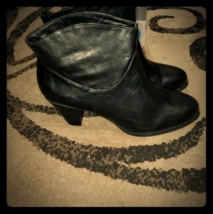 Black boots